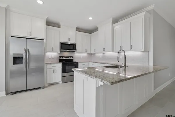 $1,950 | 629 Third Street, Bullard, TX 75757