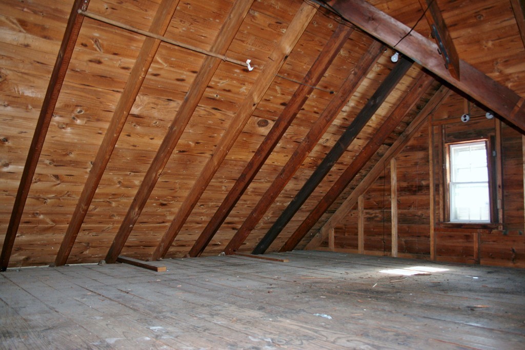19 Dellwood Road Worcester, MA 01602 - Photo 23 of 26 a view of an empty room with a window