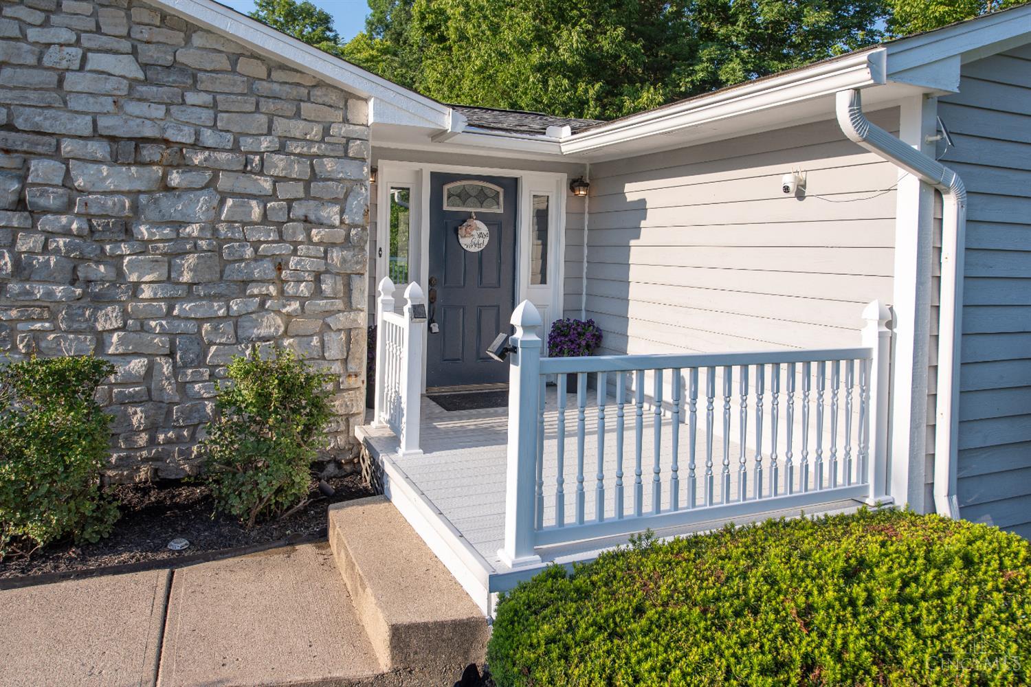 6580 Springdale Road Cincinnati, OH 45247 - Photo 4 of 82