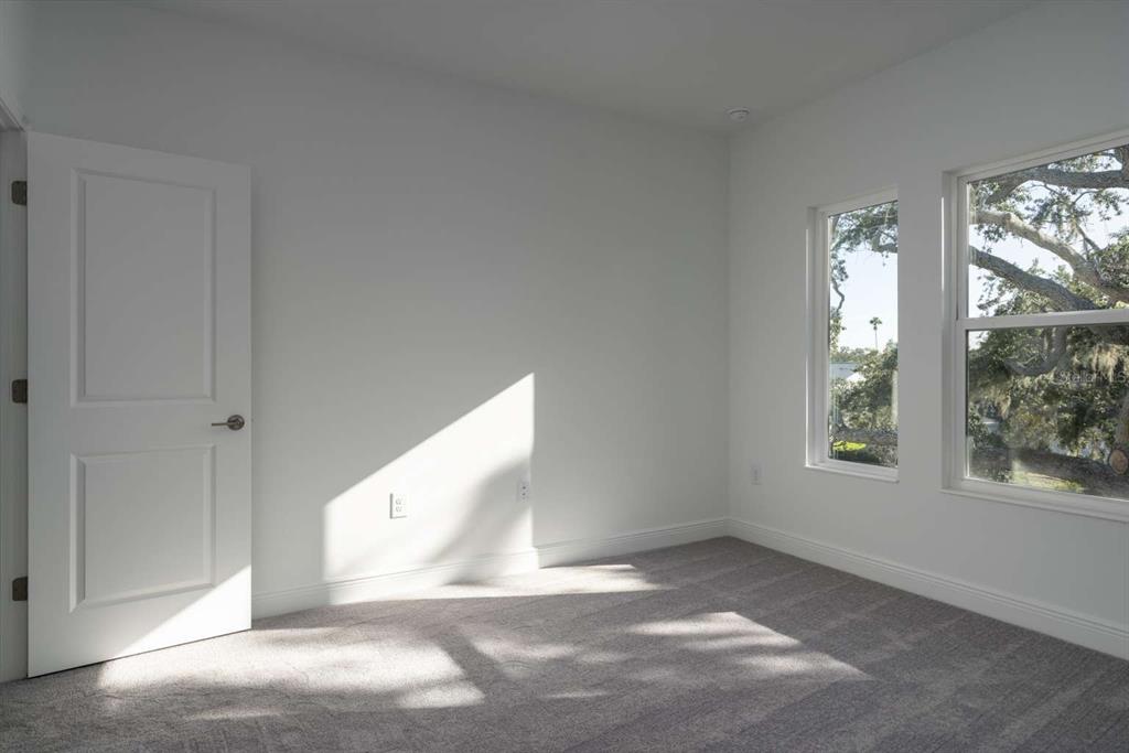 318 Rafael Boulevard Northeast St. Petersburg, FL 33704 - Photo 26 of 38 a view of an empty room with a window