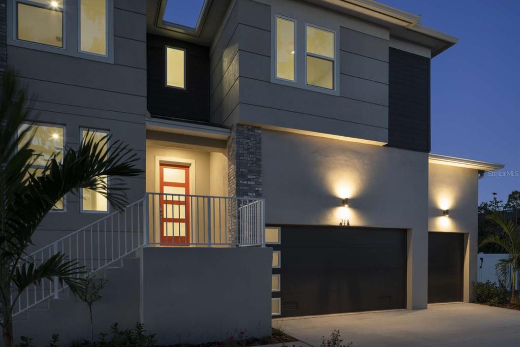 318 Rafael Boulevard Northeast St. Petersburg, FL 33704 - Photo 3 of 38