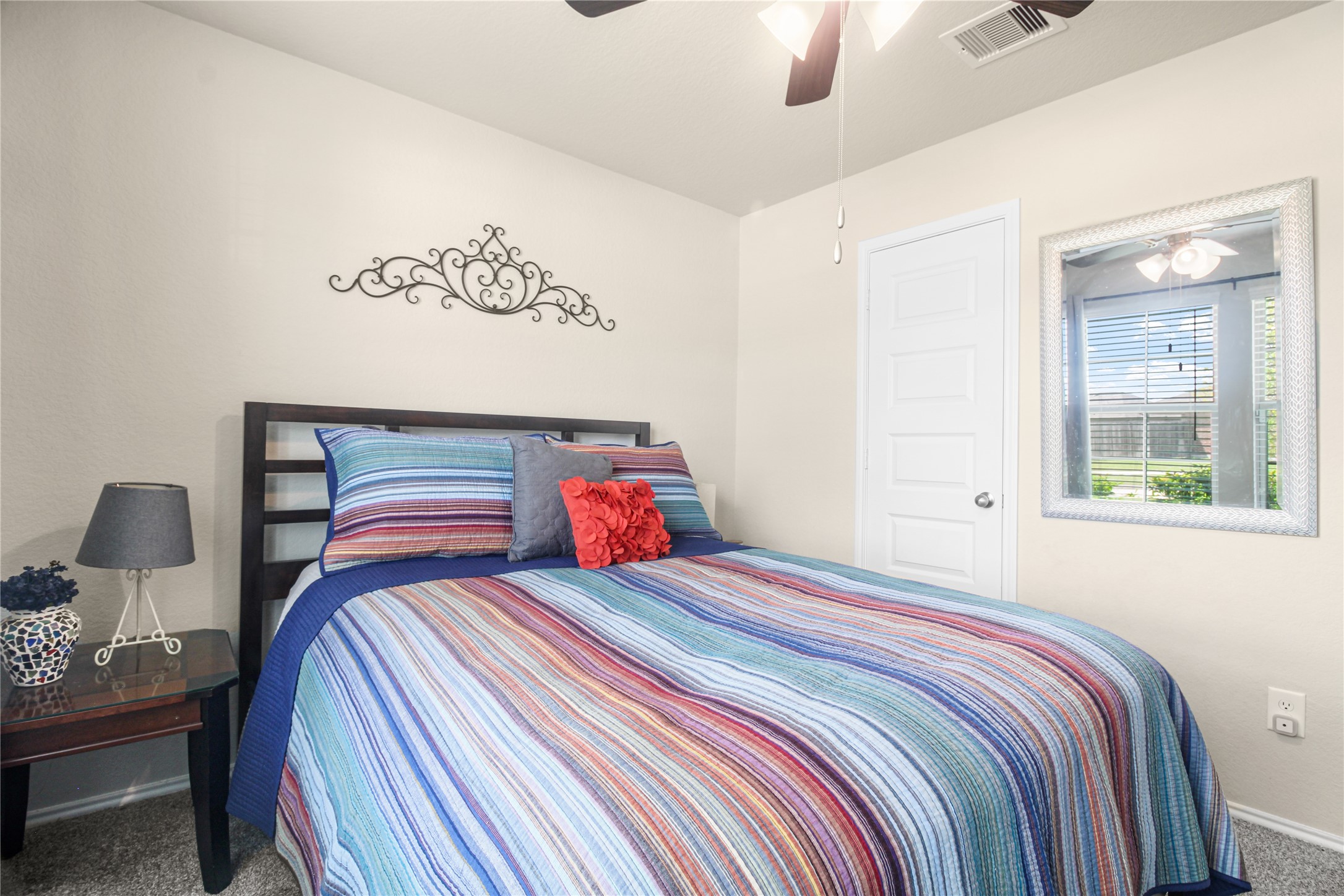 6706 Twin Oaks Lane Rosenberg, TX 77469 - Photo 28 of 32 Secondary bedroom- Guest
