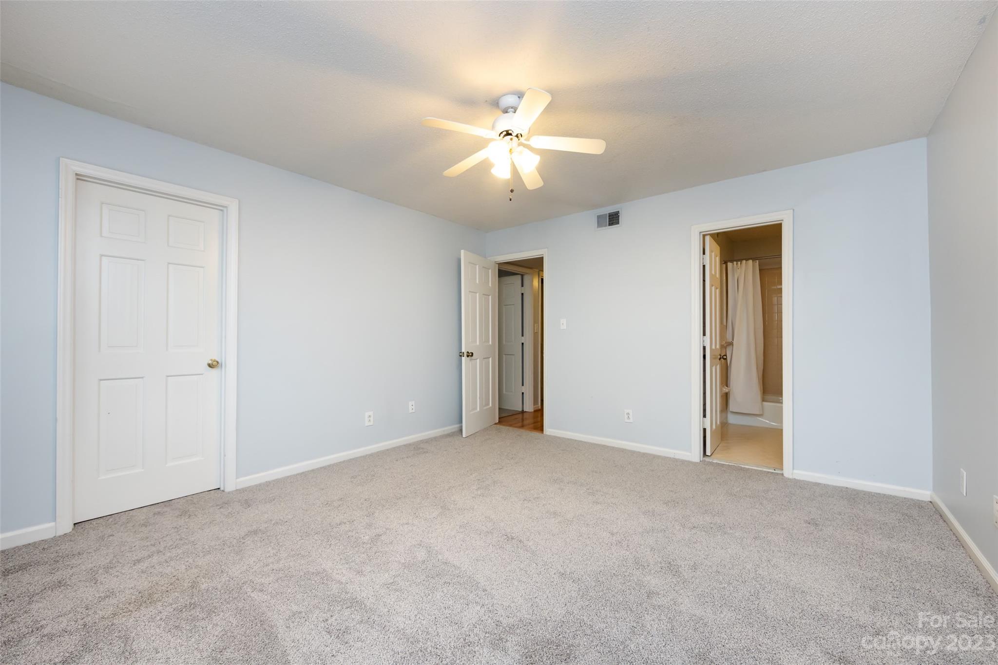 1336 Queens Road Charlotte, NC 28207 - Photo 26 of 36 a view of an empty room with a window