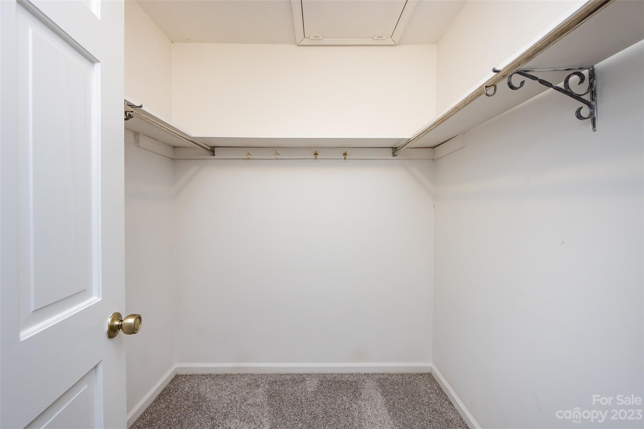 1336 Queens Road Charlotte, NC 28207 - Photo 29 of 36 a view of small space