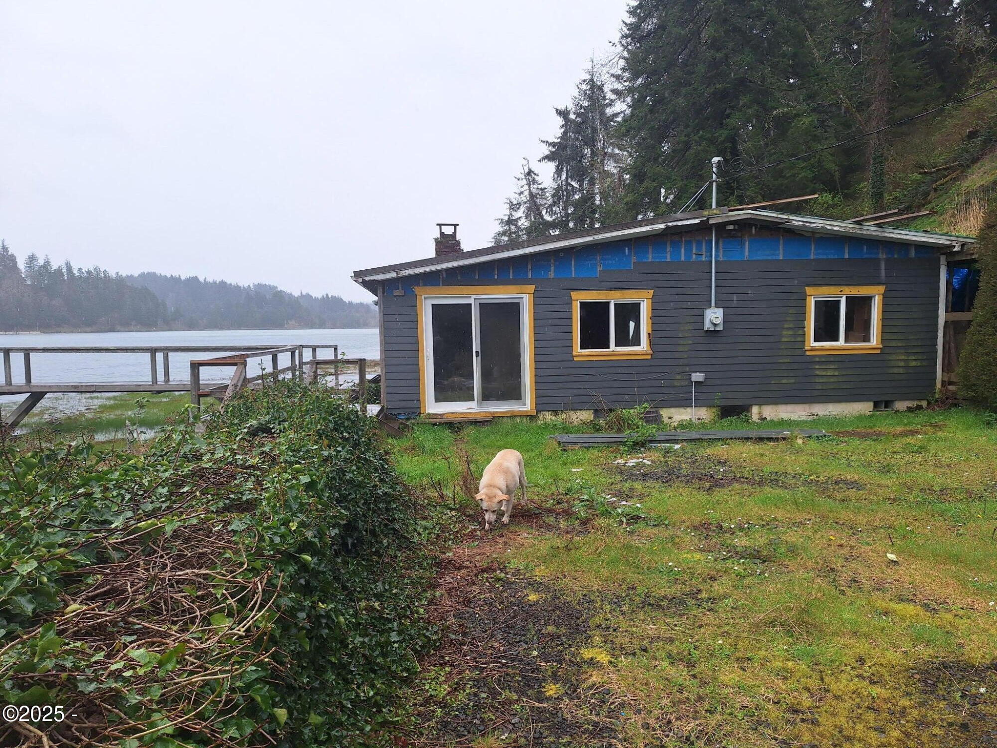 5826 South Bay Road Toledo, OR 97391 - Photo 3 of 18 Side