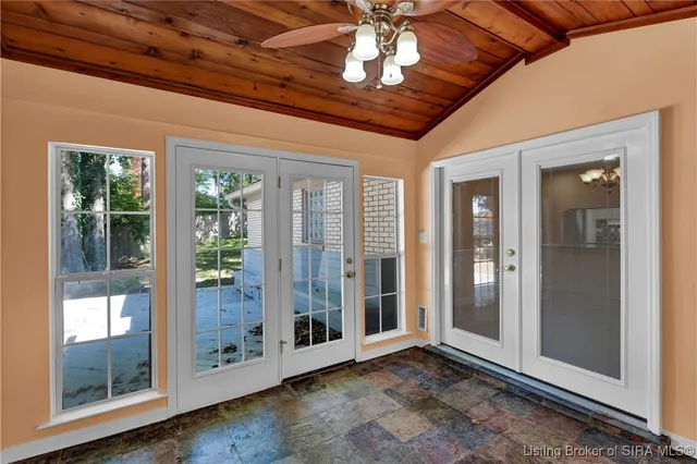 $2,500 | 7405 Ridan Way, Louisville, KY 40214