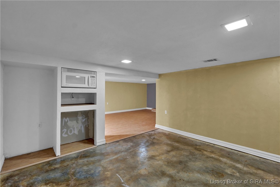 7405 Ridan Way Louisville, KY 40214 - Photo 47 of 80