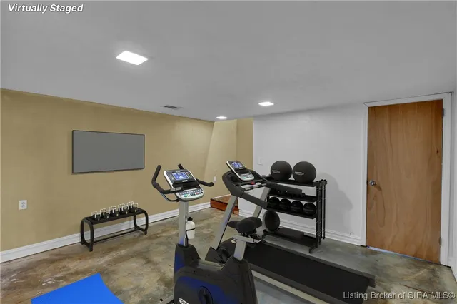 $2,500 | 7405 Ridan Way, Louisville, KY 40214