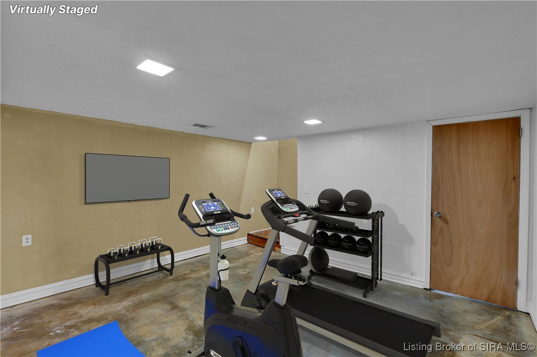 7405 Ridan Way Louisville, KY 40214 - Photo 48 of 80