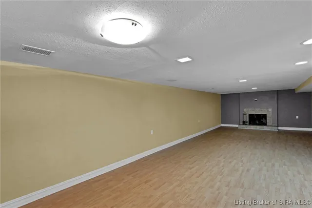 $2,500 | 7405 Ridan Way, Louisville, KY 40214