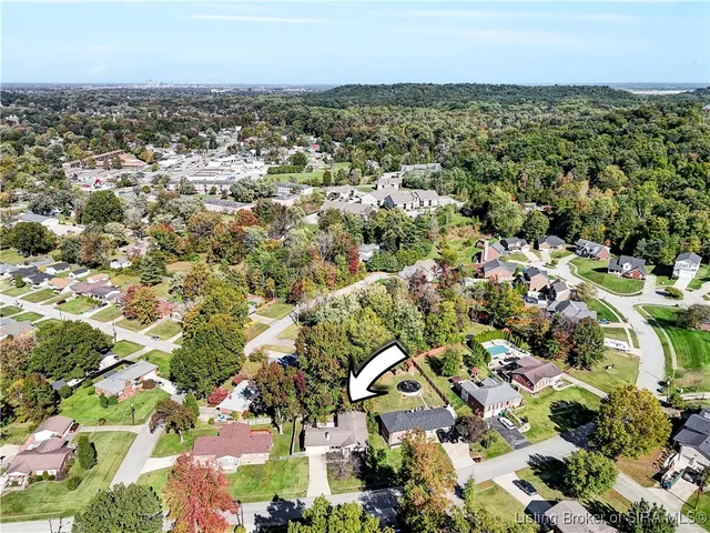 $2,500 | 7405 Ridan Way, Louisville, KY 40214