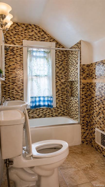 6131 Appoline Street Dearborn, MI 48126 - Photo 6 of 9