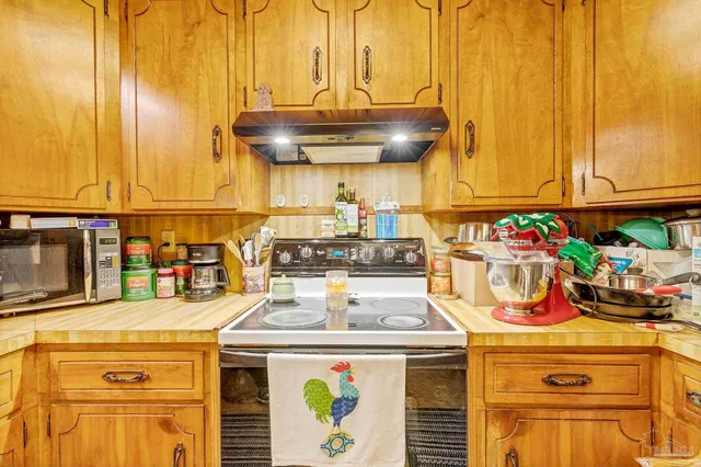 $575,000 | 6640 Frank Reeder Road, Pensacola, FL 32526