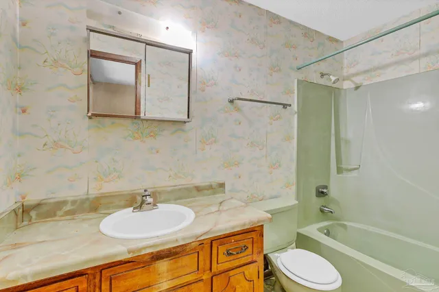 $575,000 | 6640 Frank Reeder Road, Pensacola, FL 32526