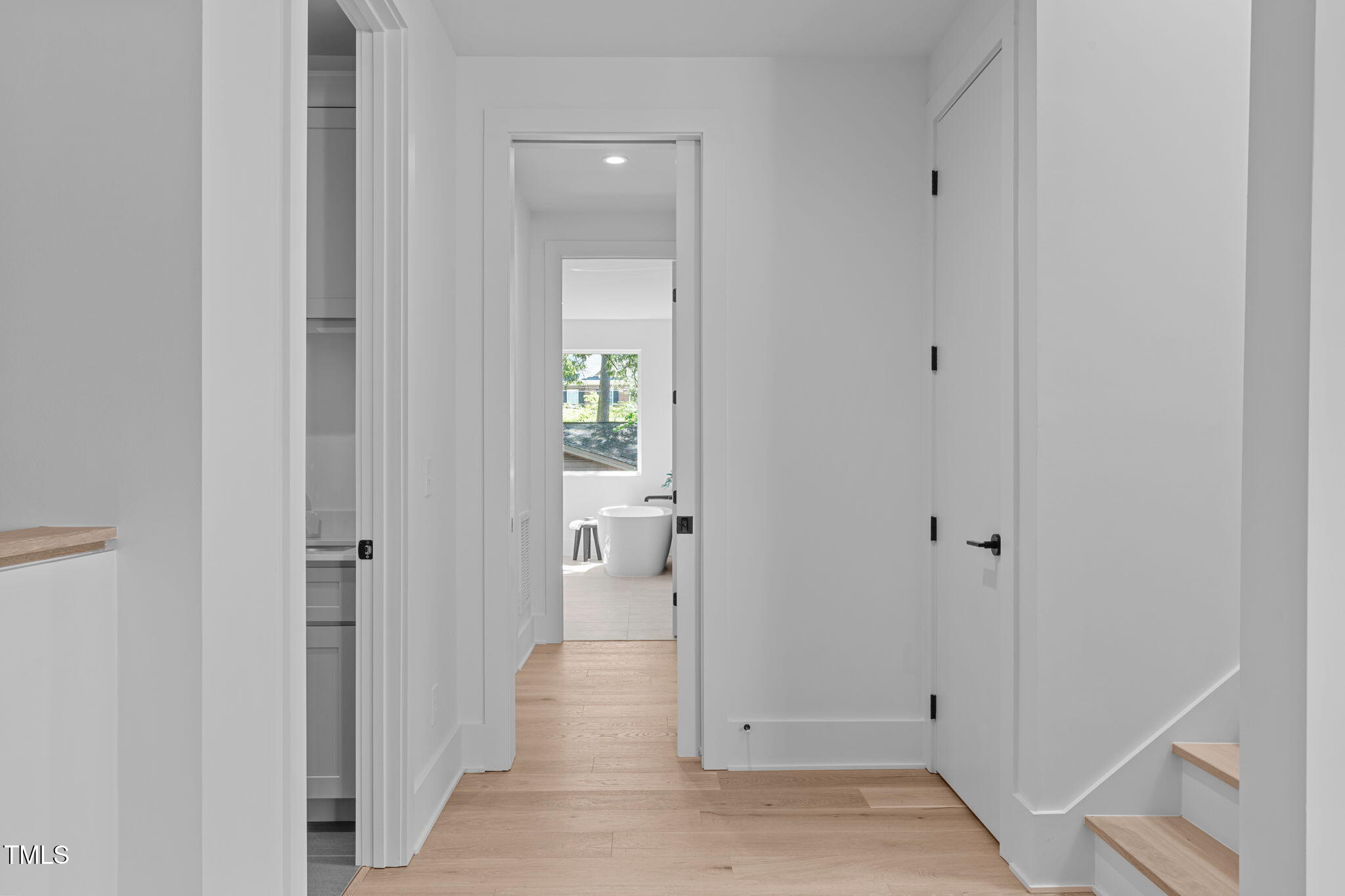 1406 Lyon Street, Unit 101 Raleigh, NC 27608 - Photo 33 of 62 34