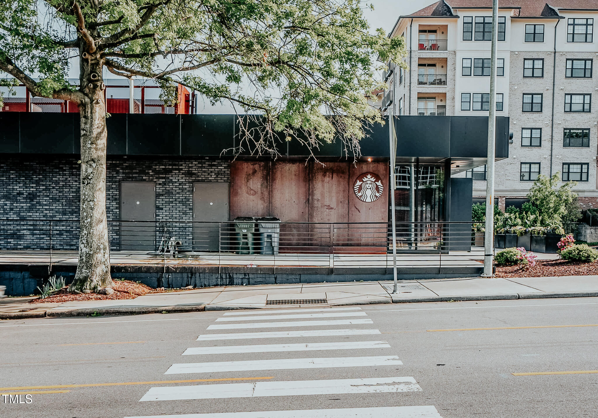 1406 Lyon Street, Unit 101 Raleigh, NC 27608 - Photo 59 of 62 LYON_Lifestyle_6