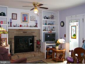 209 Leeward Road Manahawkin, NJ 08050 - Photo 5 of 9