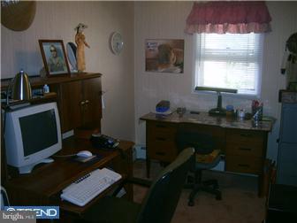 2825 Nature Road Philadelphia, PA 19154 - Photo 7 of 12 Office / Study