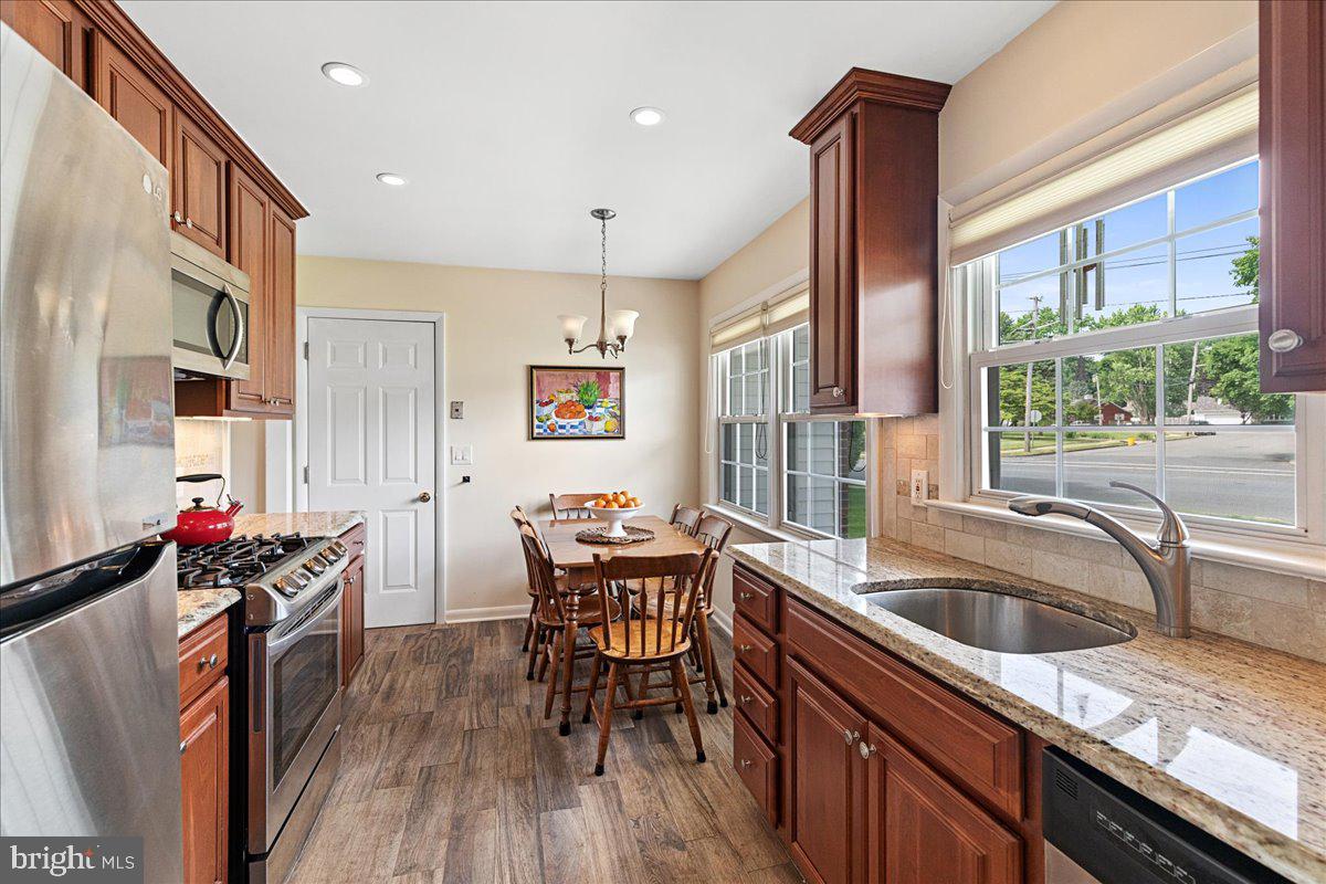 2 Abbott Road Trenton, NJ 08690 - Photo 6 of 29 Kitchen