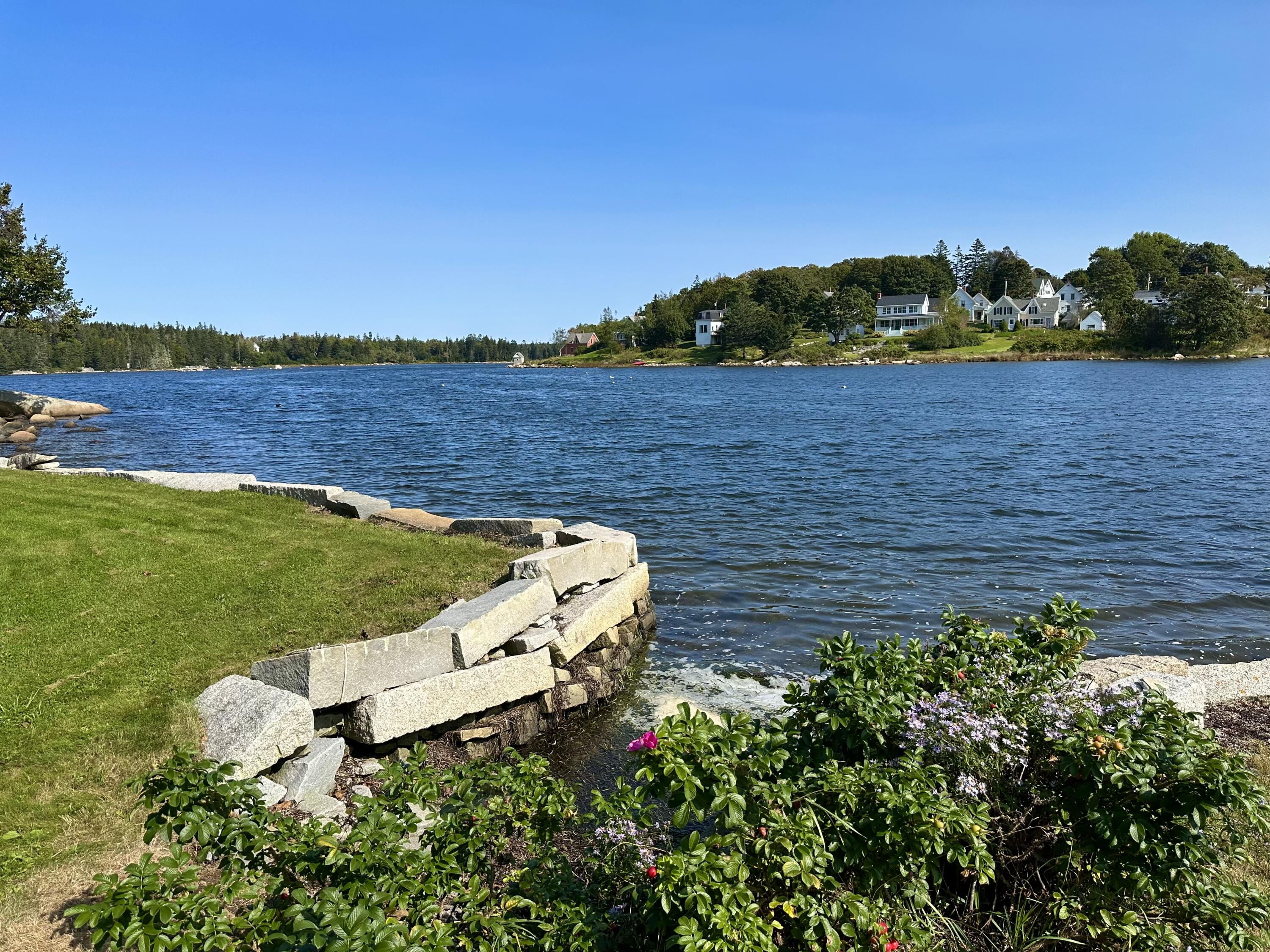 7 Lake View Street Vinalhaven, ME 04863 - Photo 5 of 51 IMG_0834