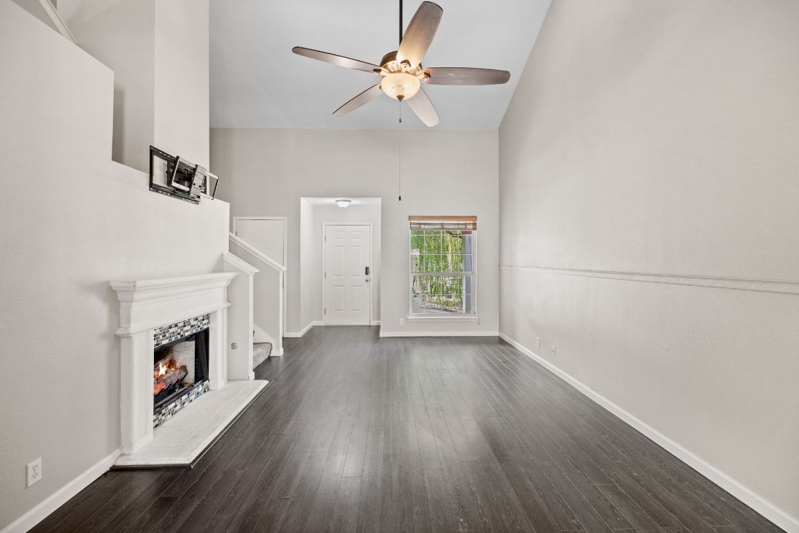 413 Clarks Way Hutto, TX 78634 - Photo 33 of 34 Living room with high ceiling,
