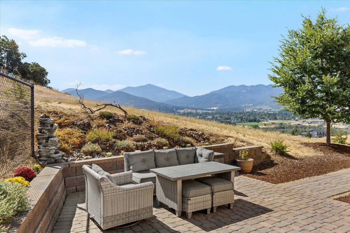 4856 Payne Road Medford, OR 97504 - Photo 14 of 49 Patio with view