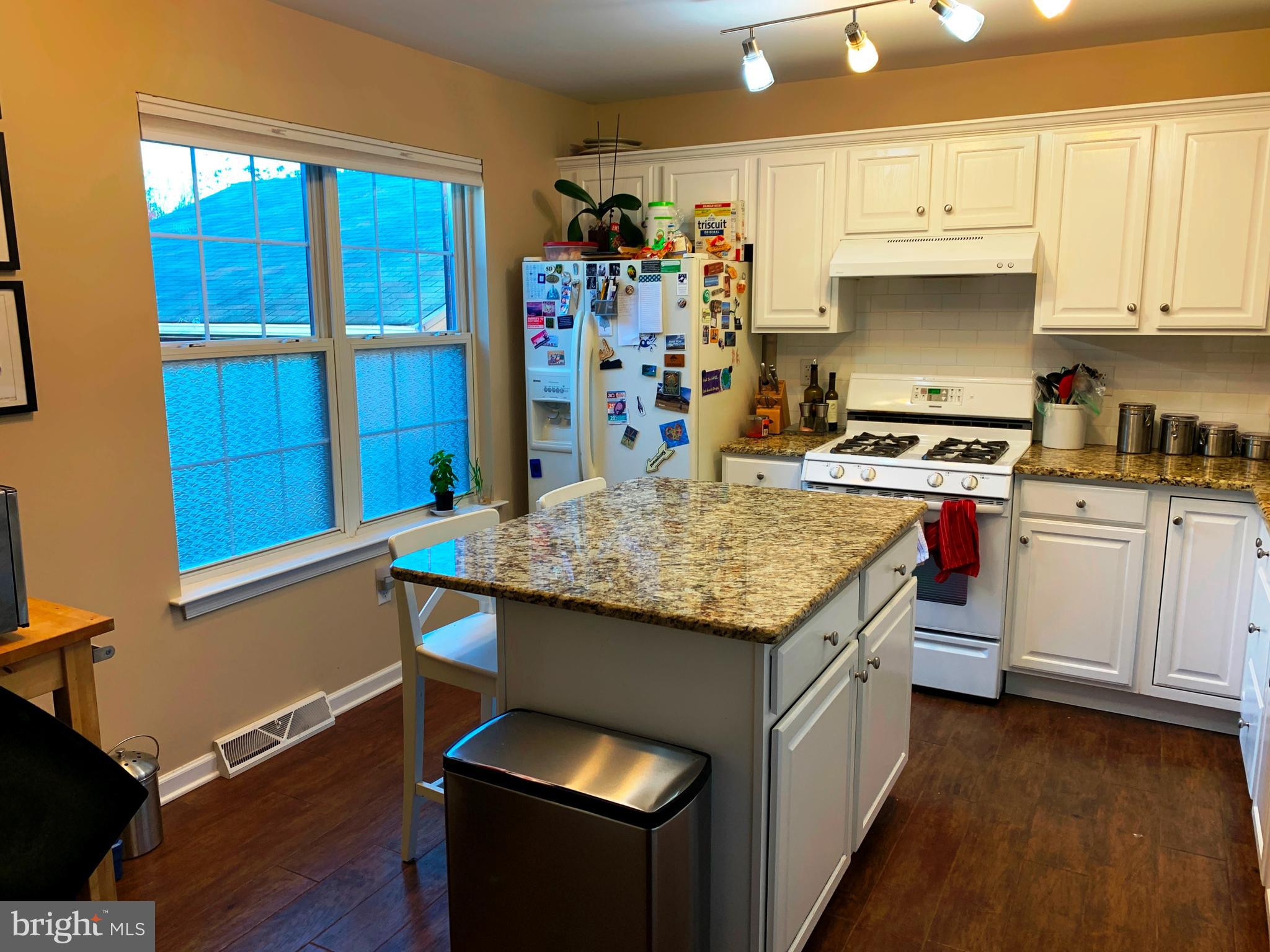 408 White Chapel Road Lancaster, PA 17603 - Photo 4 of 28 Gallery Image 4