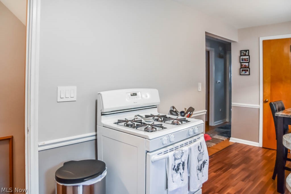 3503 Birchdale Road Northwest Canton, OH 44708 - Photo 5 of 20 Kitchen