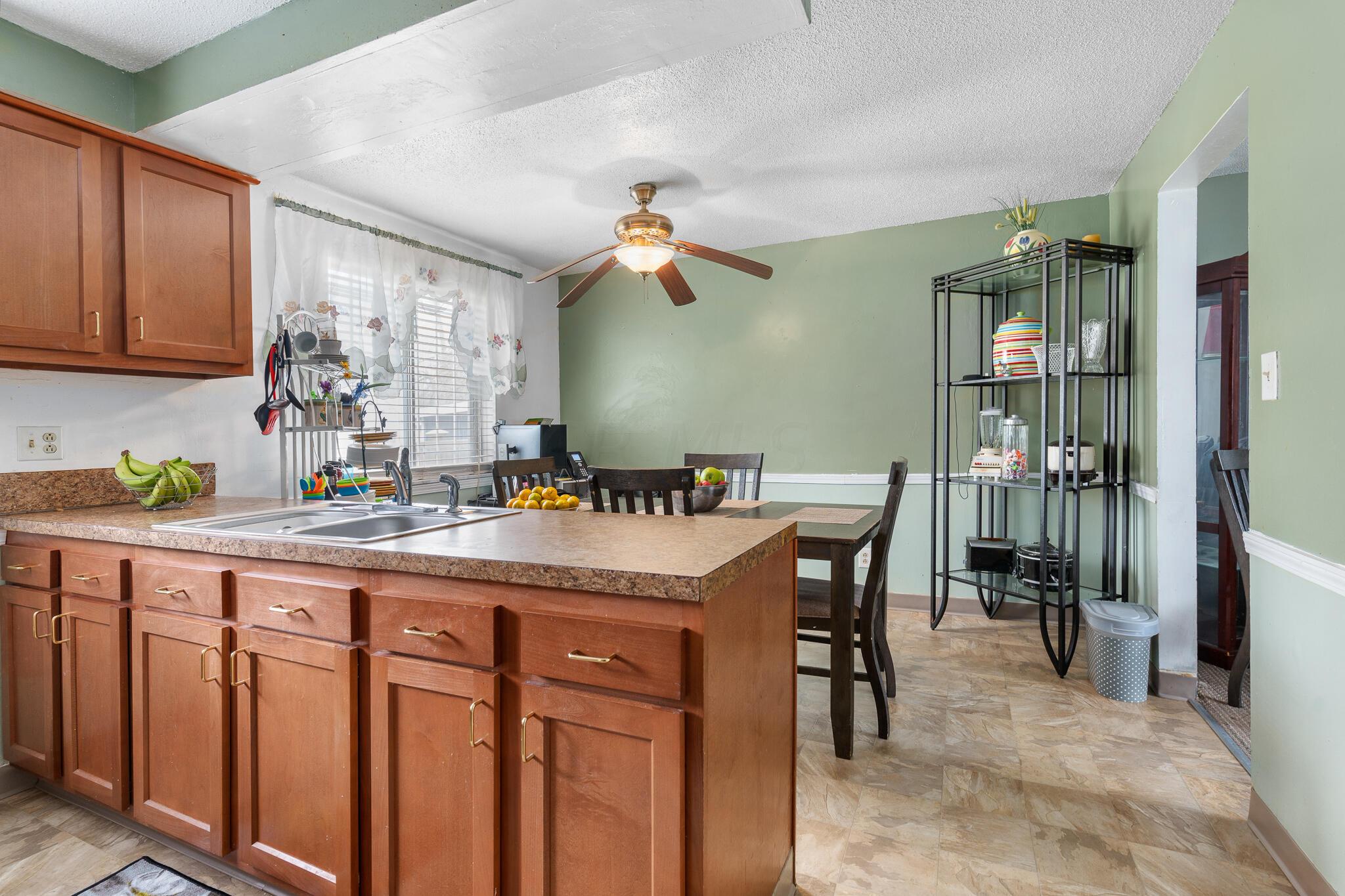3081 Blue Ridge Road Columbus, OH 43219 - Photo 5 of 29