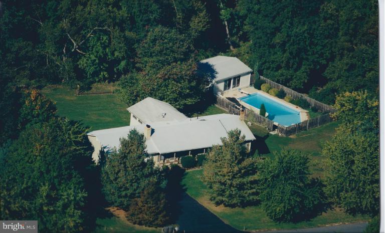 11130 Country Road Dunkirk, MD 20754 - Photo 1 of 30 Exterior (Front)