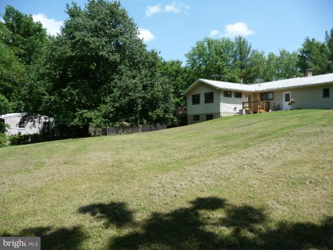 11130 Country Road Dunkirk, MD 20754 - Photo 25 of 30 Exterior (Rear)