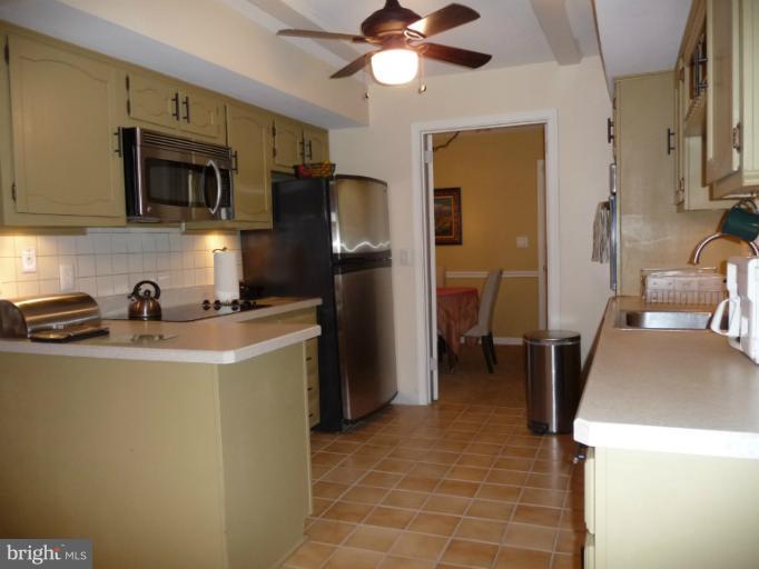 11130 Country Road Dunkirk, MD 20754 - Photo 6 of 30 Kitchen