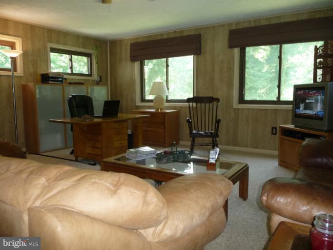 11130 Country Road Dunkirk, MD 20754 - Photo 10 of 30 Family Room