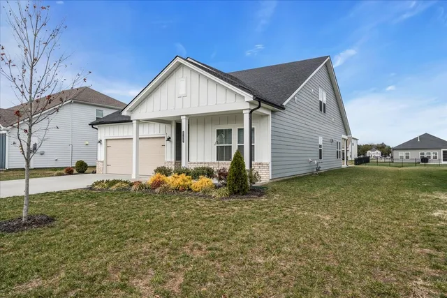 $499,900 | 6132 Farm Castle Drive, Rockvale, TN 37153