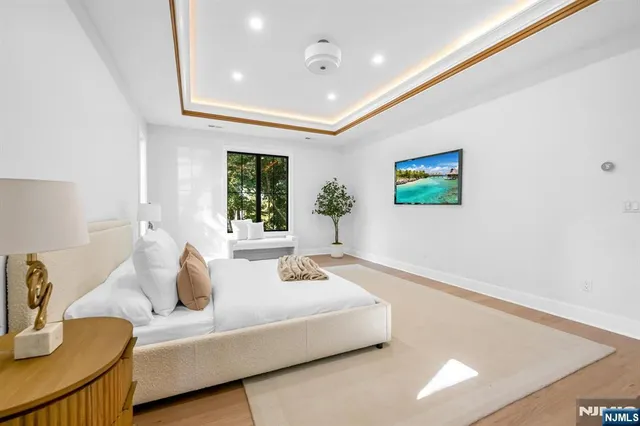 $1,999,999 | 742 Prospect Street, Glen Rock, NJ 07452