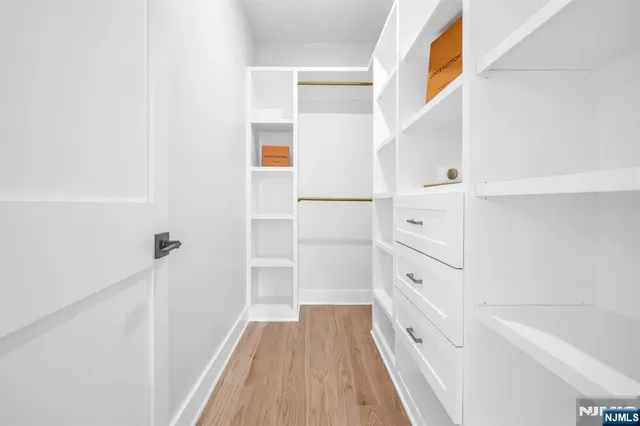 $1,999,999 | 742 Prospect Street, Glen Rock, NJ 07452