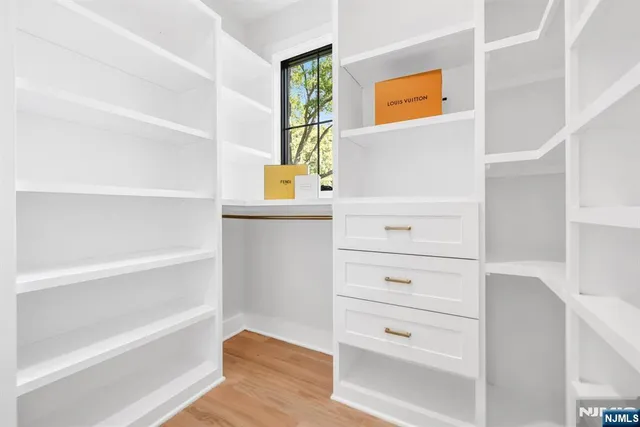 $1,999,999 | 742 Prospect Street, Glen Rock, NJ 07452