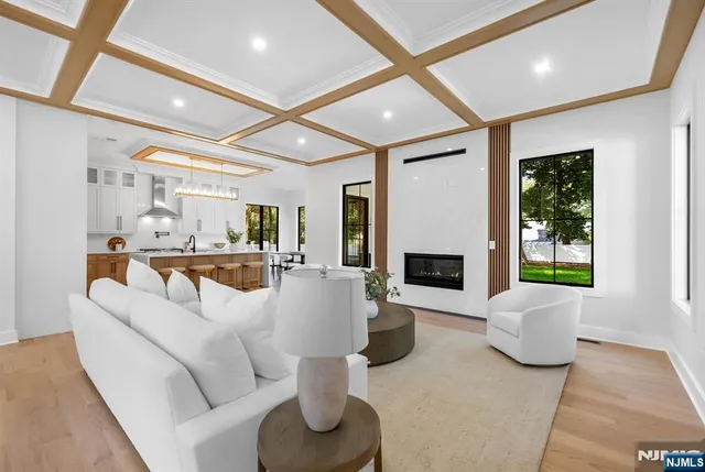 $1,999,999 | 742 Prospect Street, Glen Rock, NJ 07452