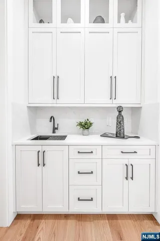 $1,999,999 | 742 Prospect Street, Glen Rock, NJ 07452