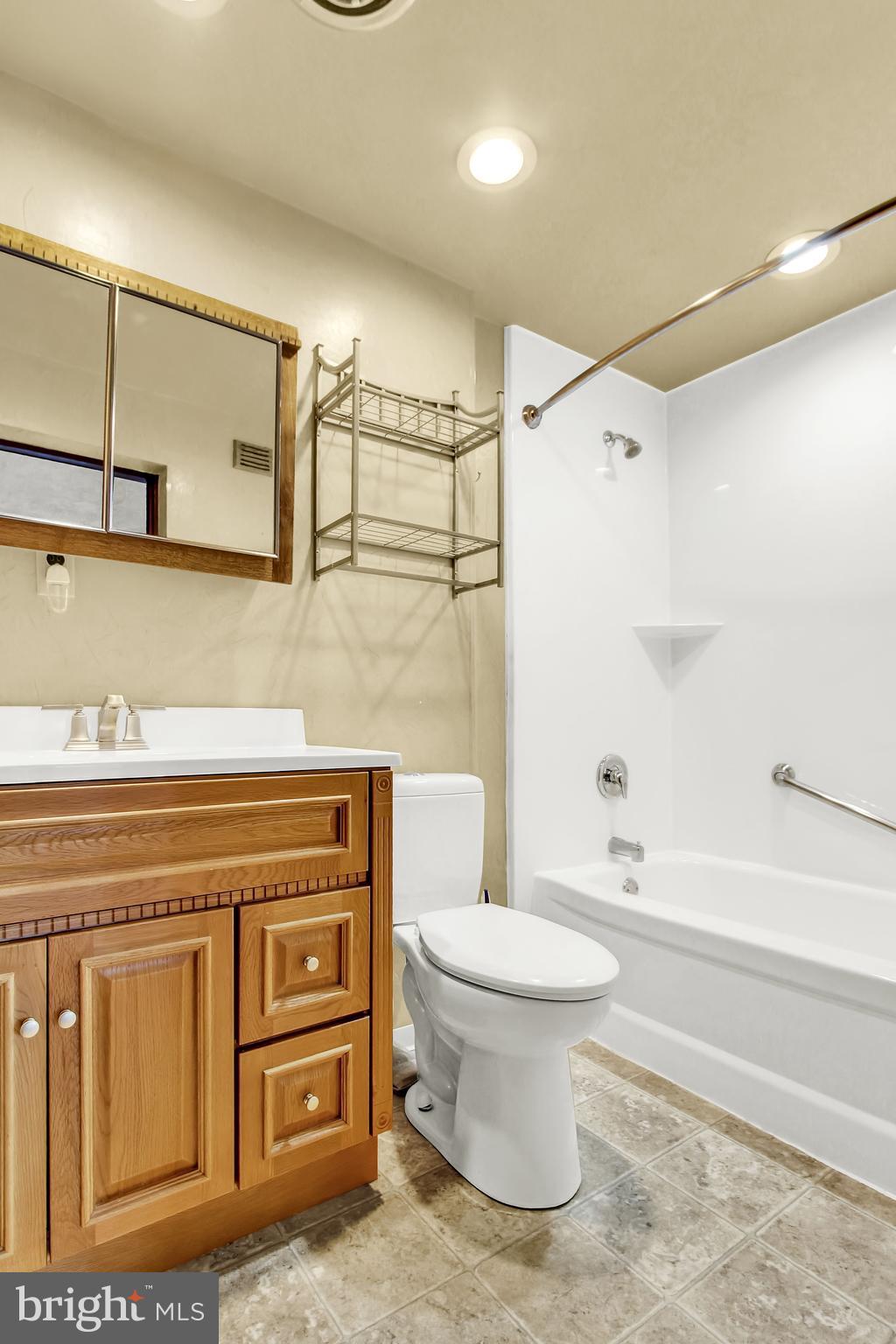 3703 Pleasant Valley Road York, PA 17406 - Photo 21 of 54 Gallery Image 21