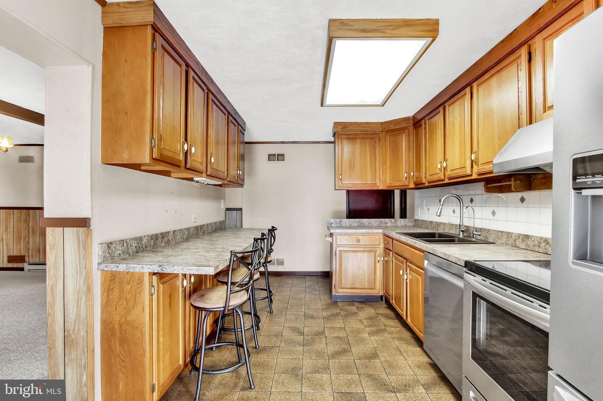 3703 Pleasant Valley Road York, PA 17406 - Photo 8 of 54 Gallery Image 8