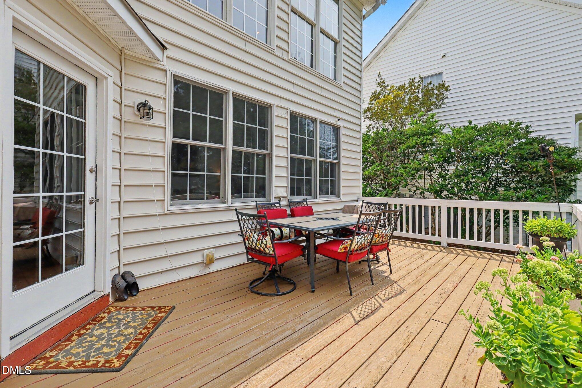 9212 Meadow Mist Court Raleigh, NC 27617 - Photo 38 of 40 028_4_977
