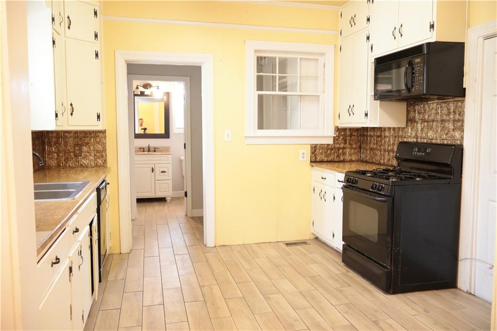 59 Spring Street Buford, GA 30518 - Photo 11 of 21