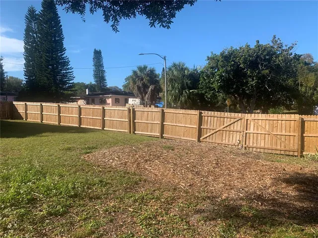 $2,050 | 1141 9th Avenue South, St. Petersburg, FL 33705