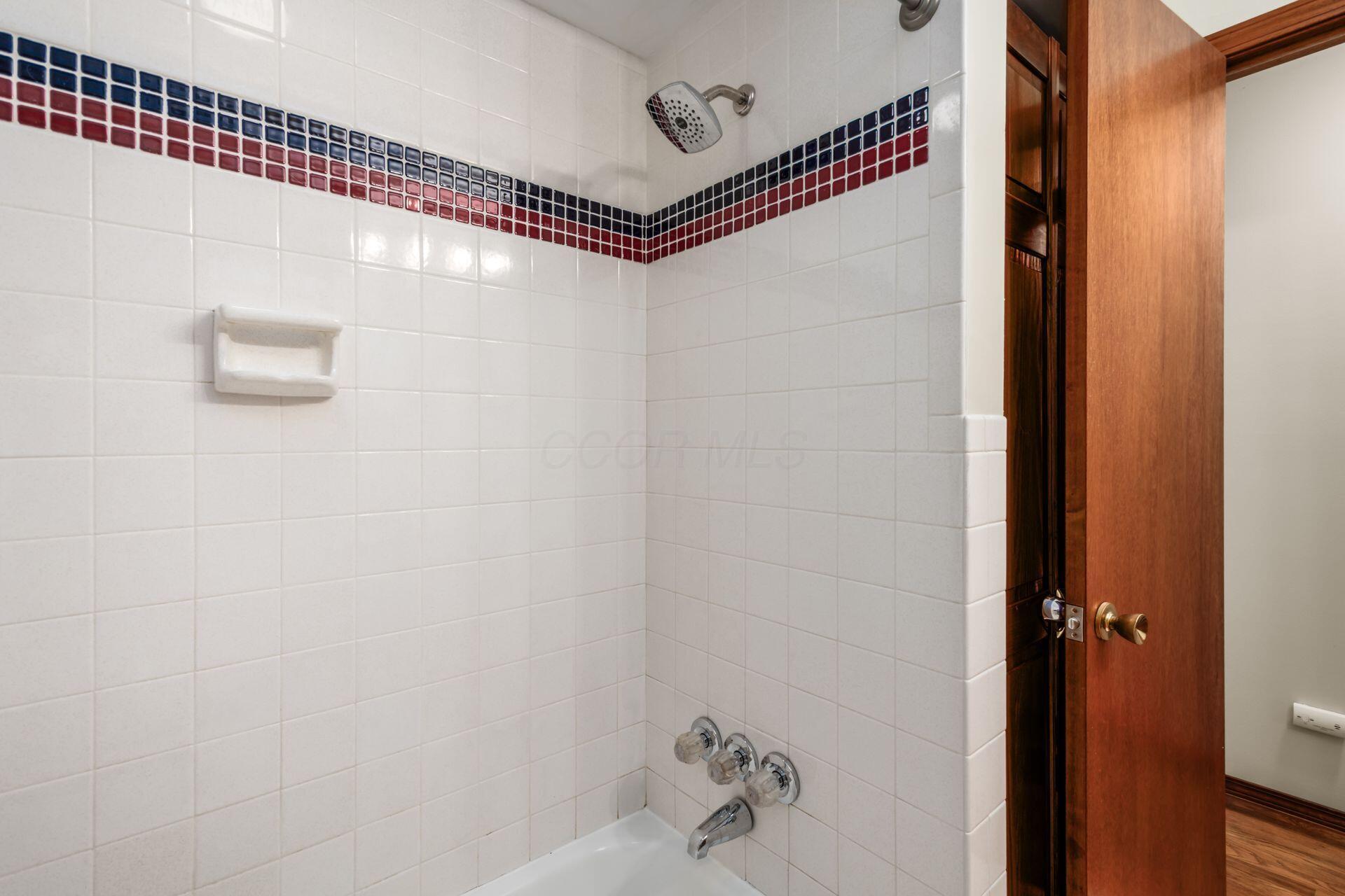 792 Ross Road Columbus, OH 43213 - Photo 21 of 34 Gallery Image 21