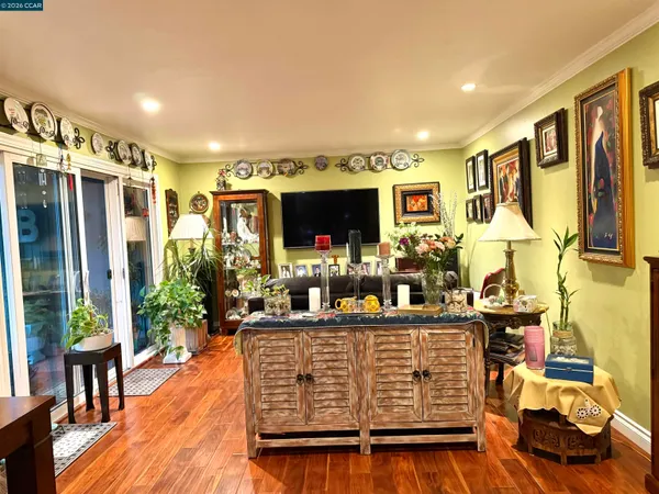 $399,000 | 1036 Oak Grove Road, Unit 105, Concord, CA 94518