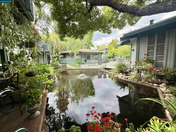 $399,000 | 1036 Oak Grove Road, Unit 105, Concord, CA 94518