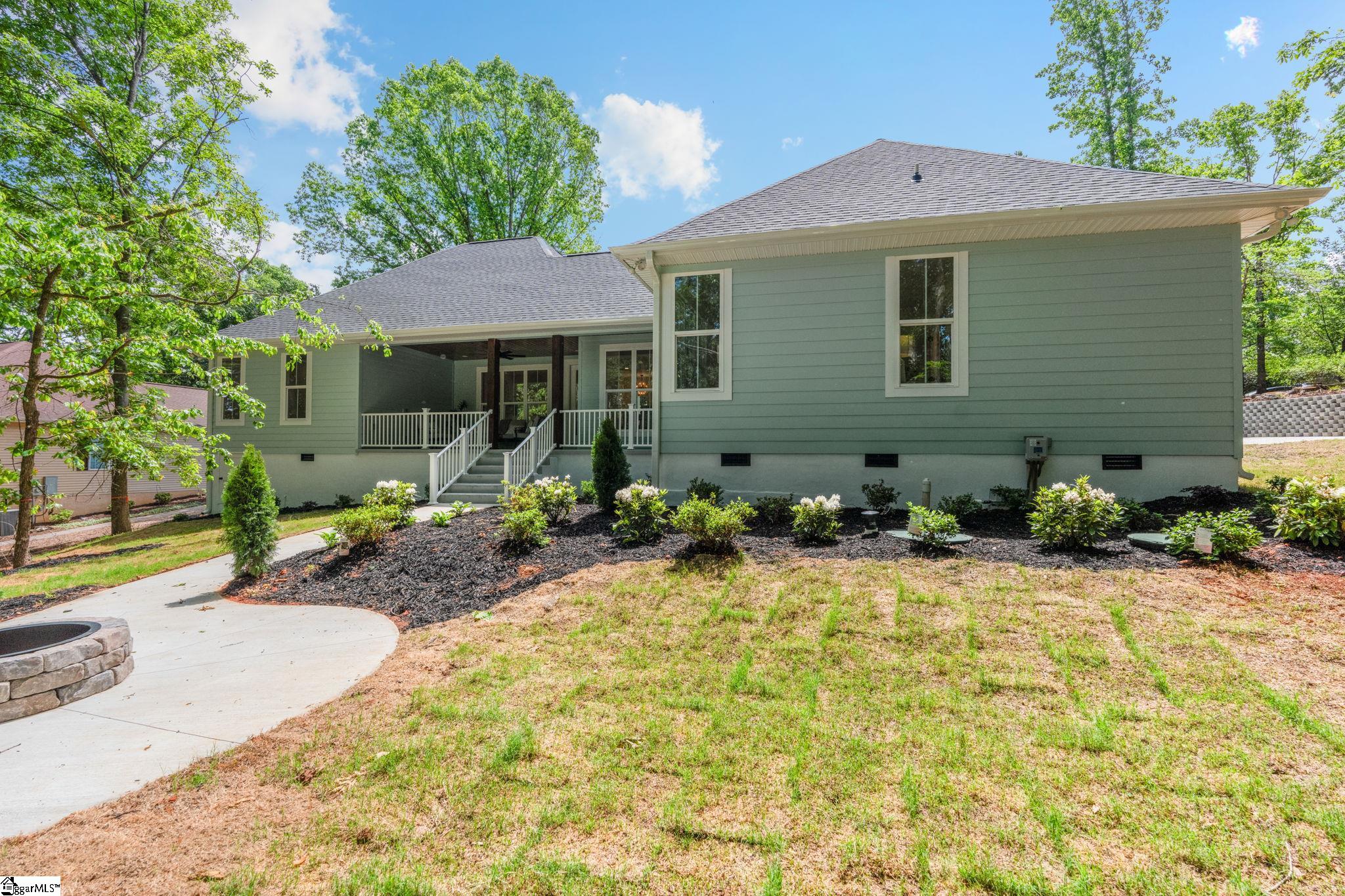 119 Beacon Ridge Circle Salem, SC 29676 - Photo 3 of 48