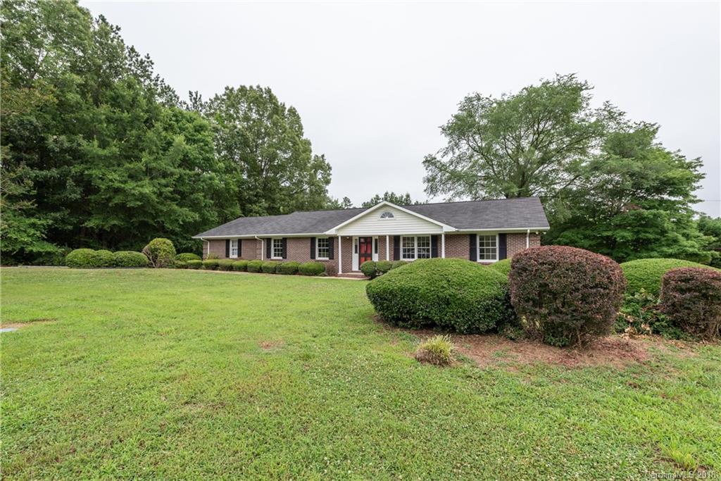 1209 Hawthorne Road Lancaster, SC 29720 - Photo 3 of 24 Gallery Image 3