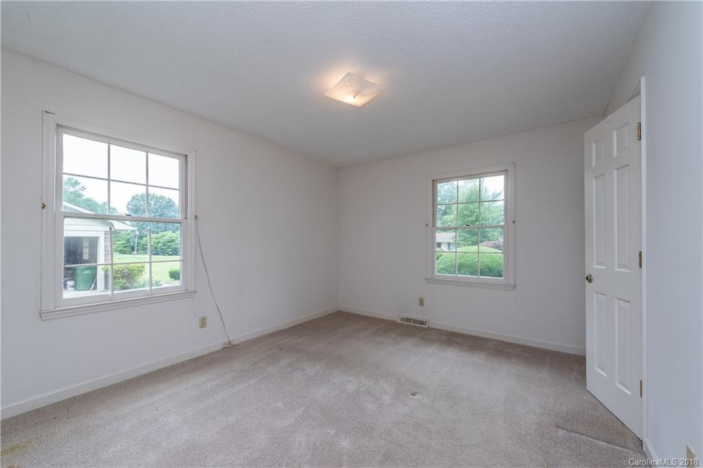 1209 Hawthorne Road Lancaster, SC 29720 - Photo 9 of 24 Gallery Image 9